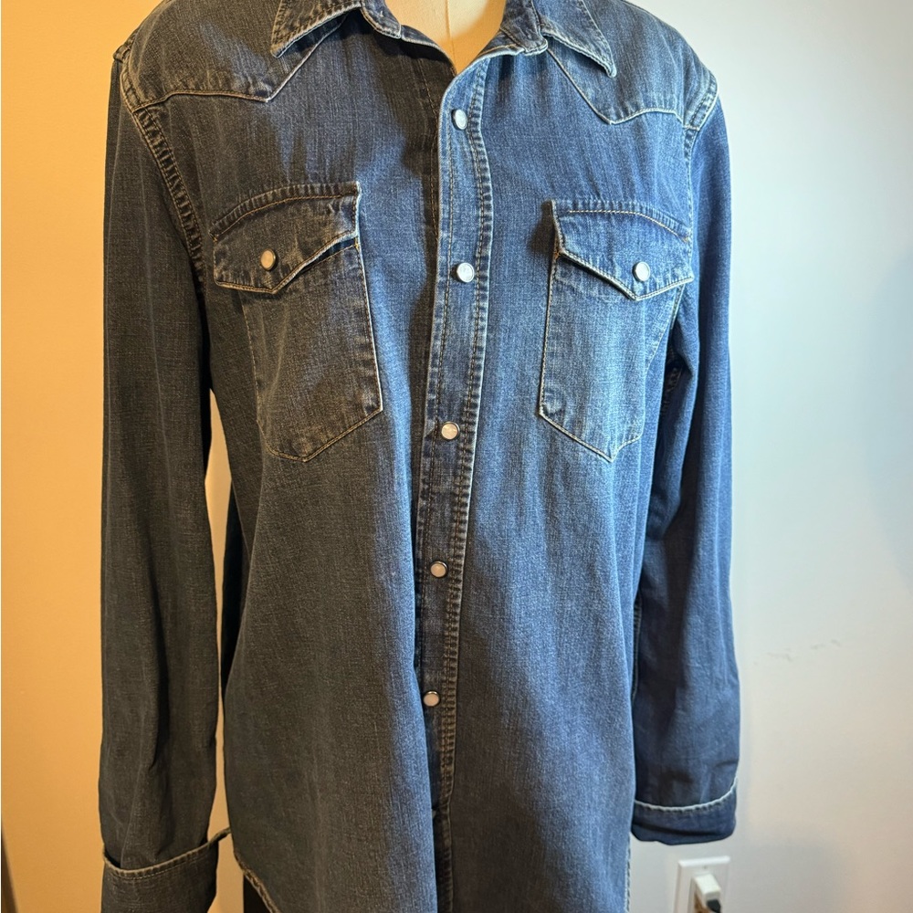 Gap Western style  Denim Shirt. Size M